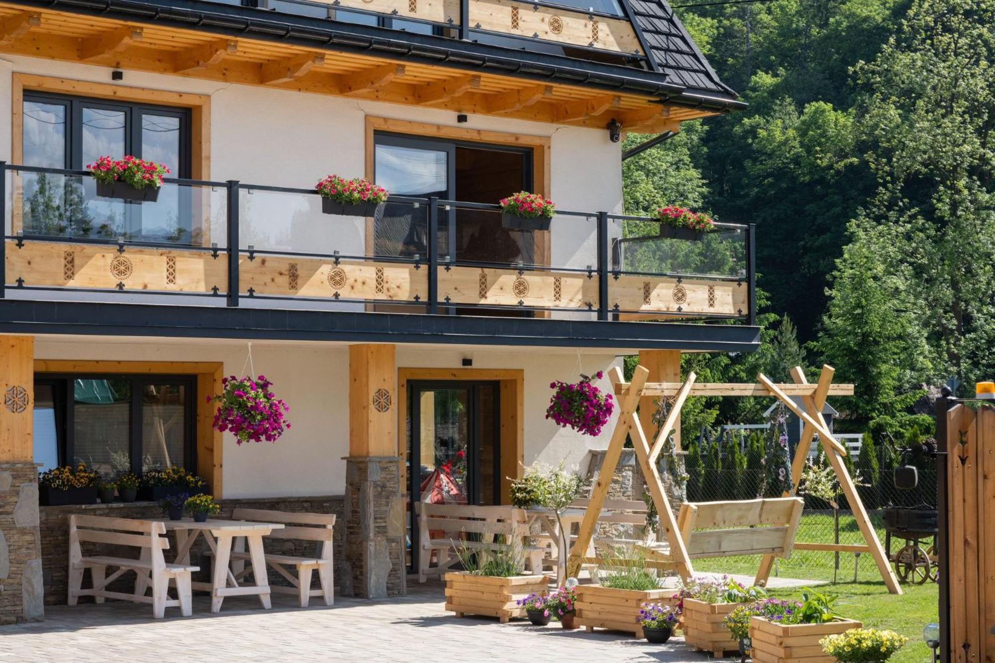 Kominkowy Chill - Jacuzzi, Sauny & Wybrane Apartamenty Z Prywatnym Jacuzzi, Zakopane
